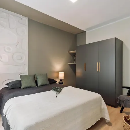 Izabal - 3 Bedrooms And Office In Eixample Esquerra