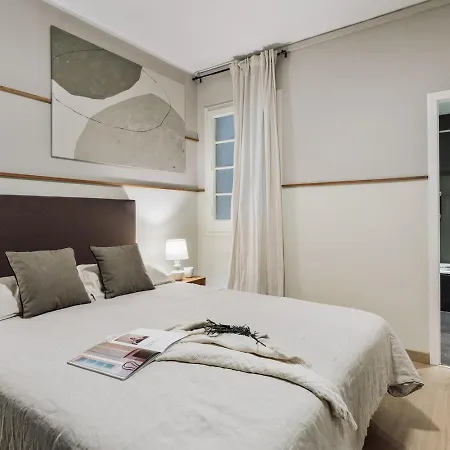 Izabal - 3 Bedrooms And Office In Eixample Esquerra *