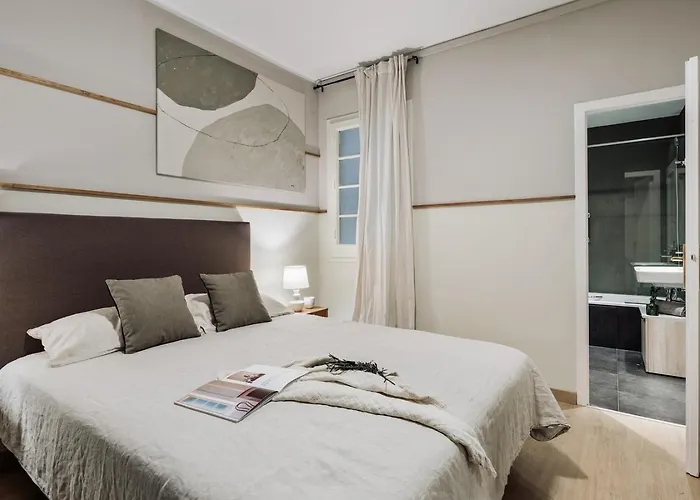 Izabal - 3 Bedrooms And Office In Eixample Esquerra *
